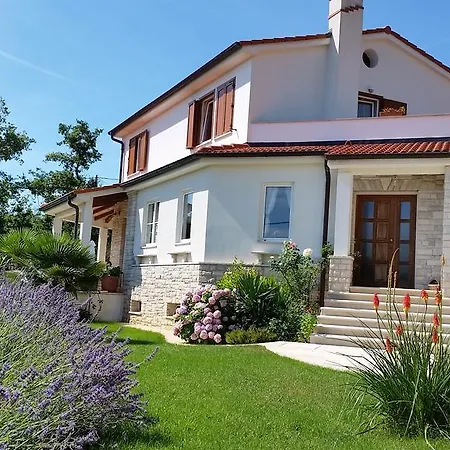 White Villa Brsec