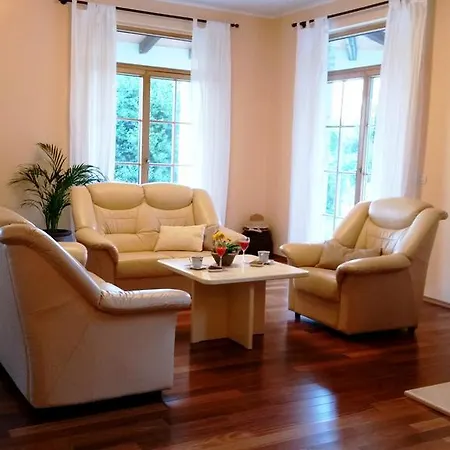 Villa White *